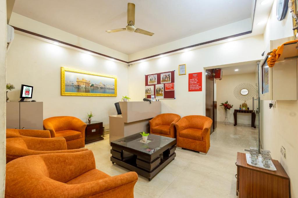 Luxury Lobby